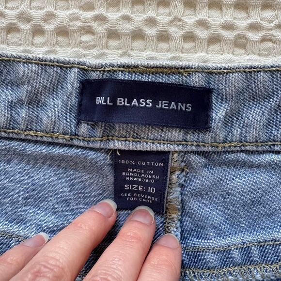 Bill Blass Jeans Cutoff Denim Shorts size 10 - Picture 3 of 6